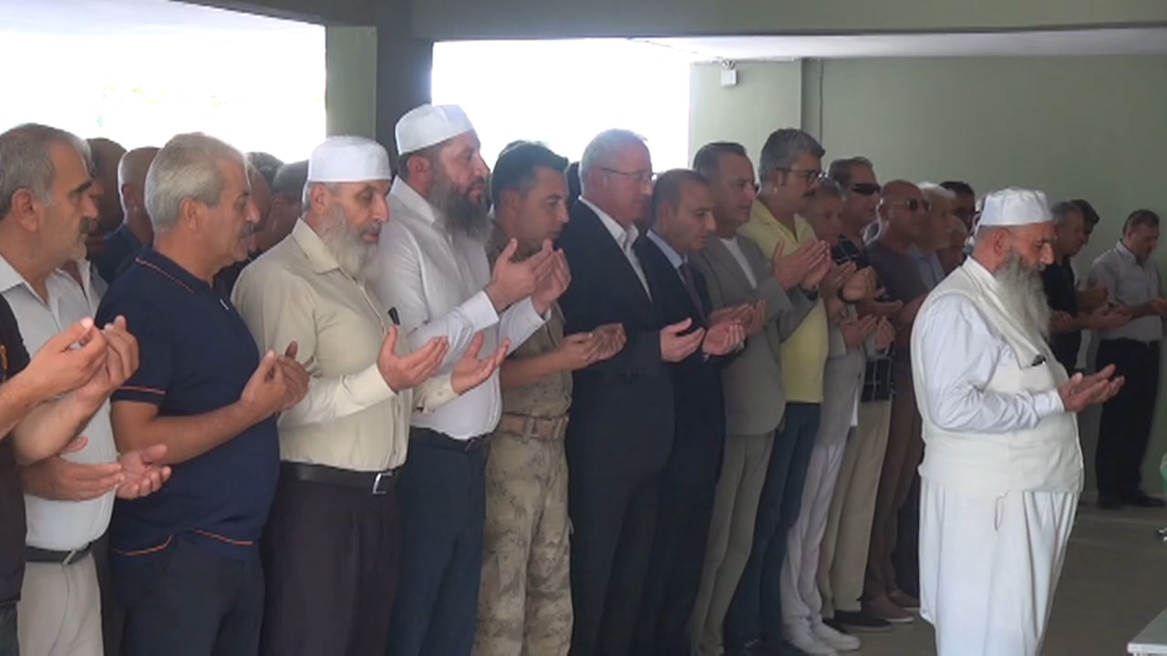 Uyar Topraga Verildi (7)