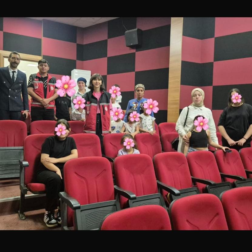 Yetimlere Sinema Etkinligi (1)