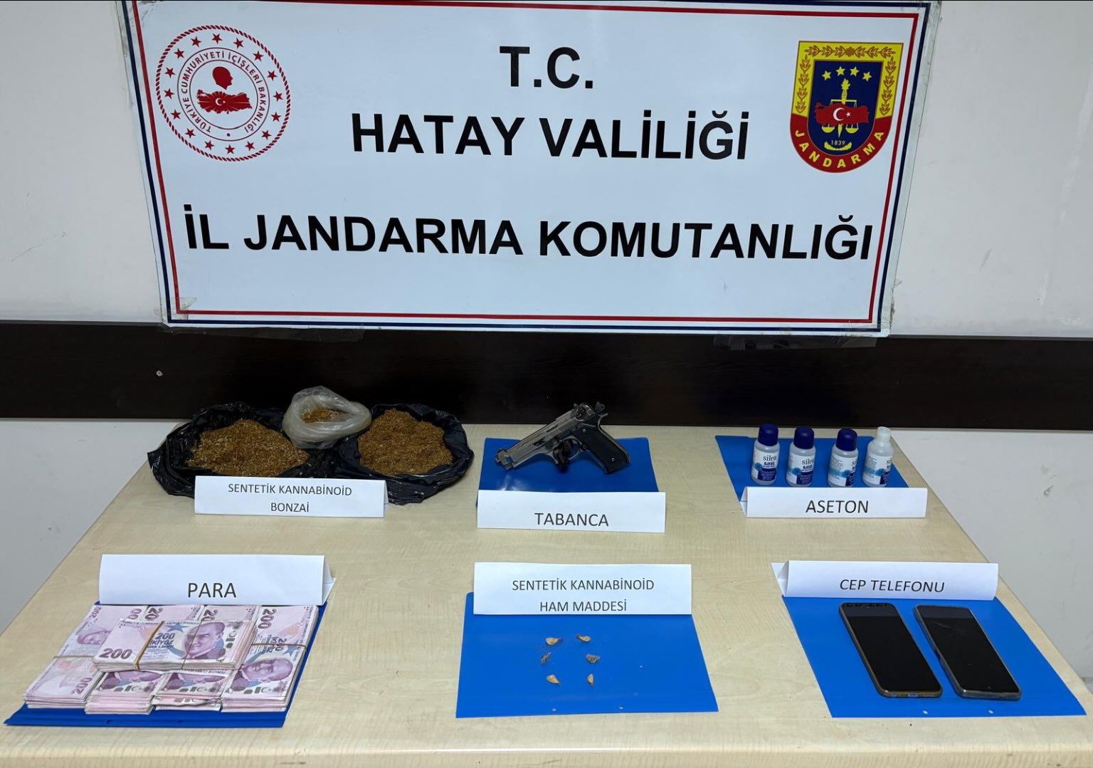 076Aee5C Bc93 436C 9Fee F0B0920569C0