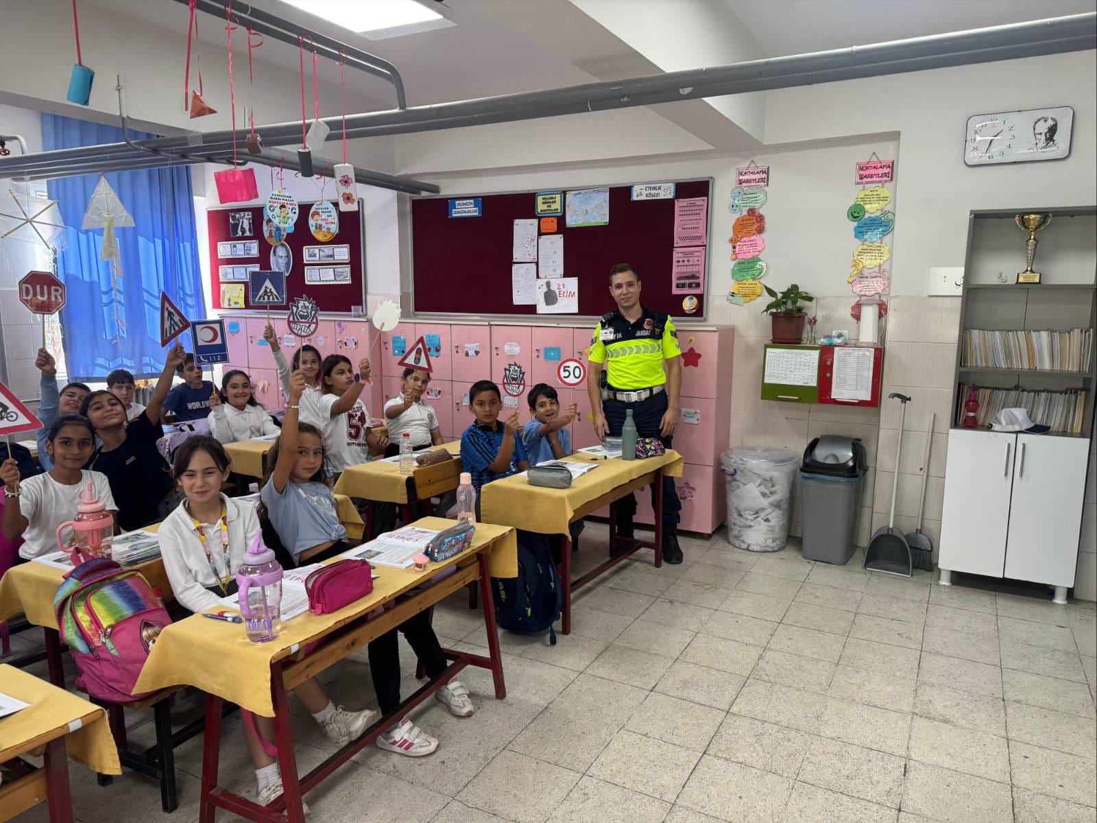 561397258 1209736957854459 8596144807696944273 N