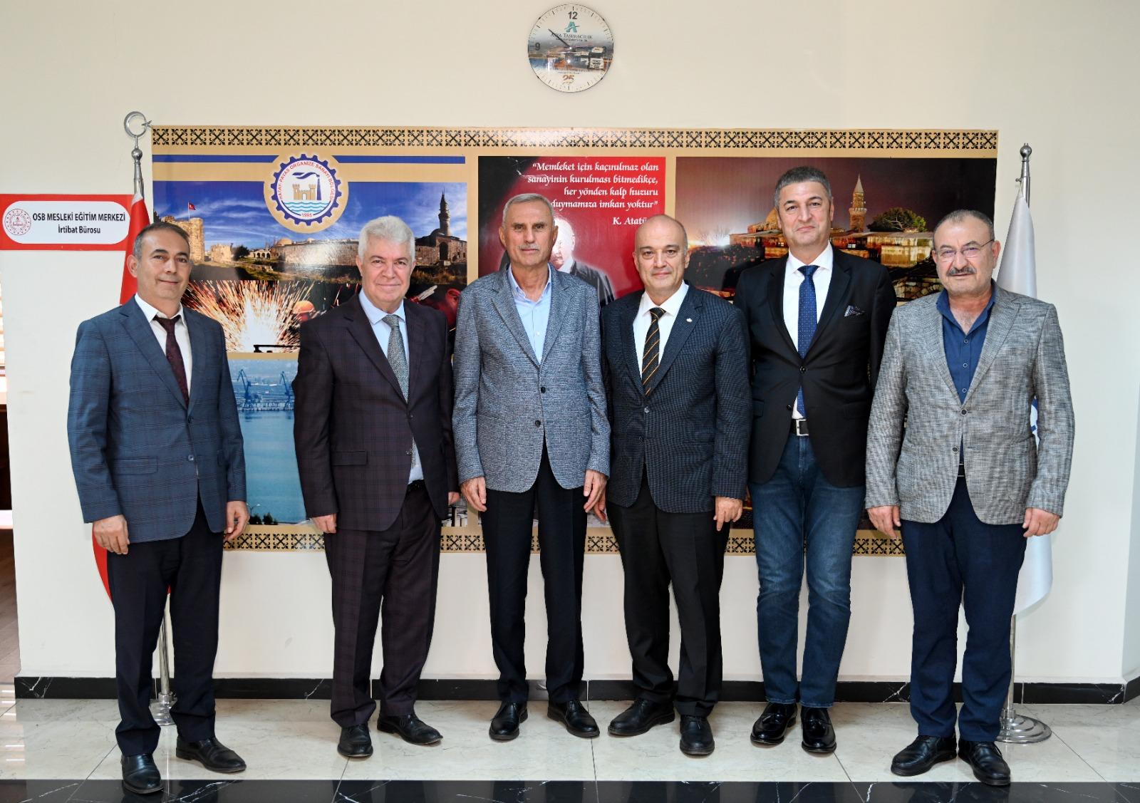 5700Bbb1 E3B6 4D21 9685 7Fadbeda5F0D