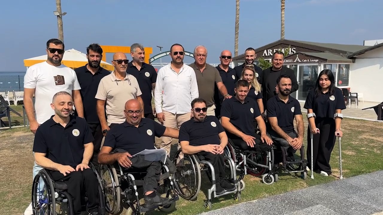 Engellier .Mp4 Snapshot 00.11.084