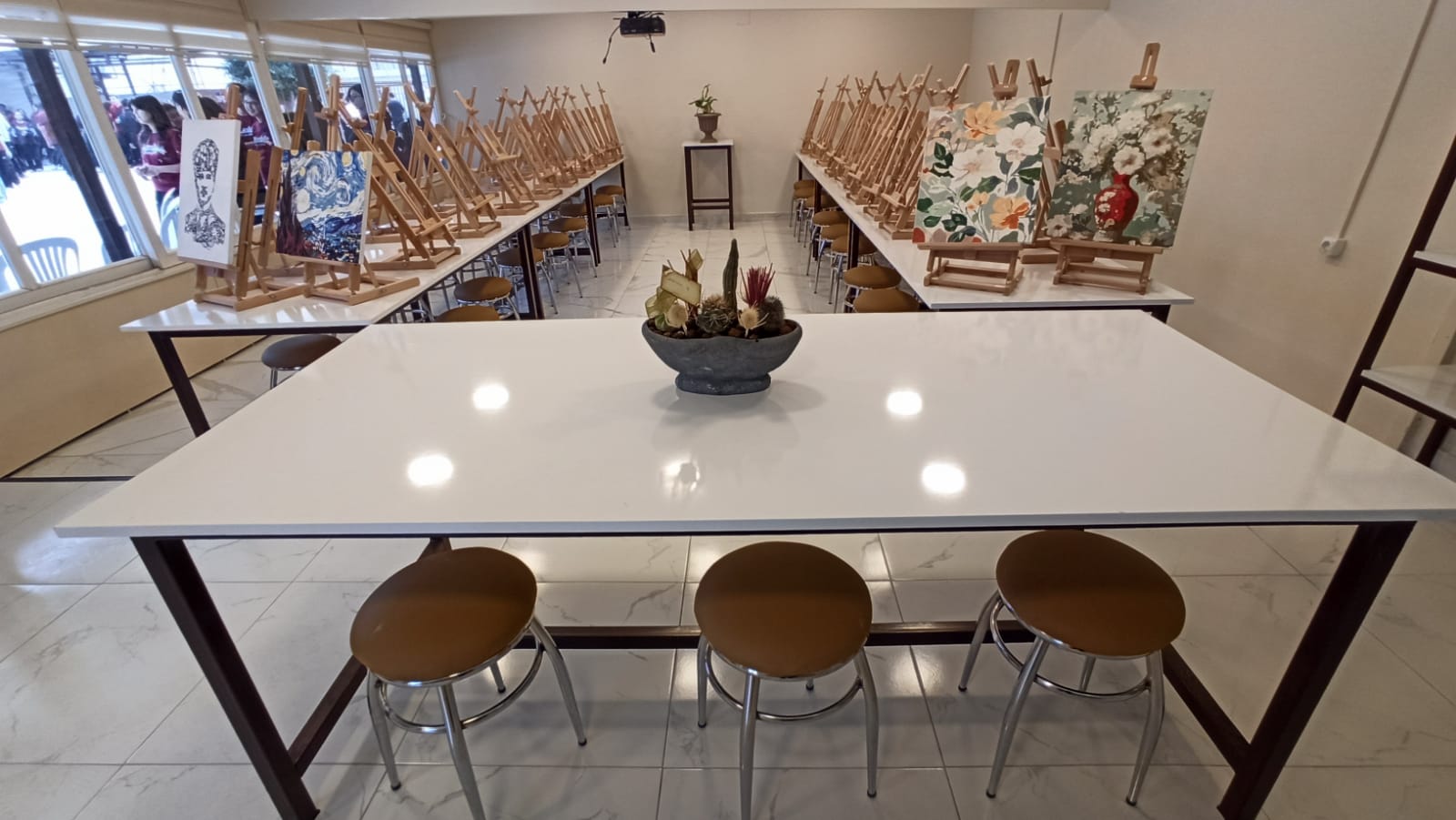 Esi Cocuklari Adina Sanat Atolyesix