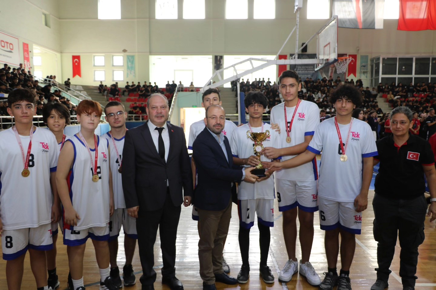 Kupalari Verildi (6)