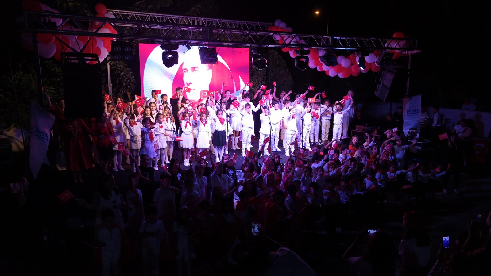 Sumer Okullarinda Cumhuriyet (8)