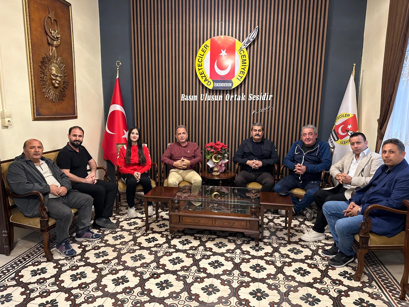 A39C589D 7337 4049 8054 5F12D233Ebf9