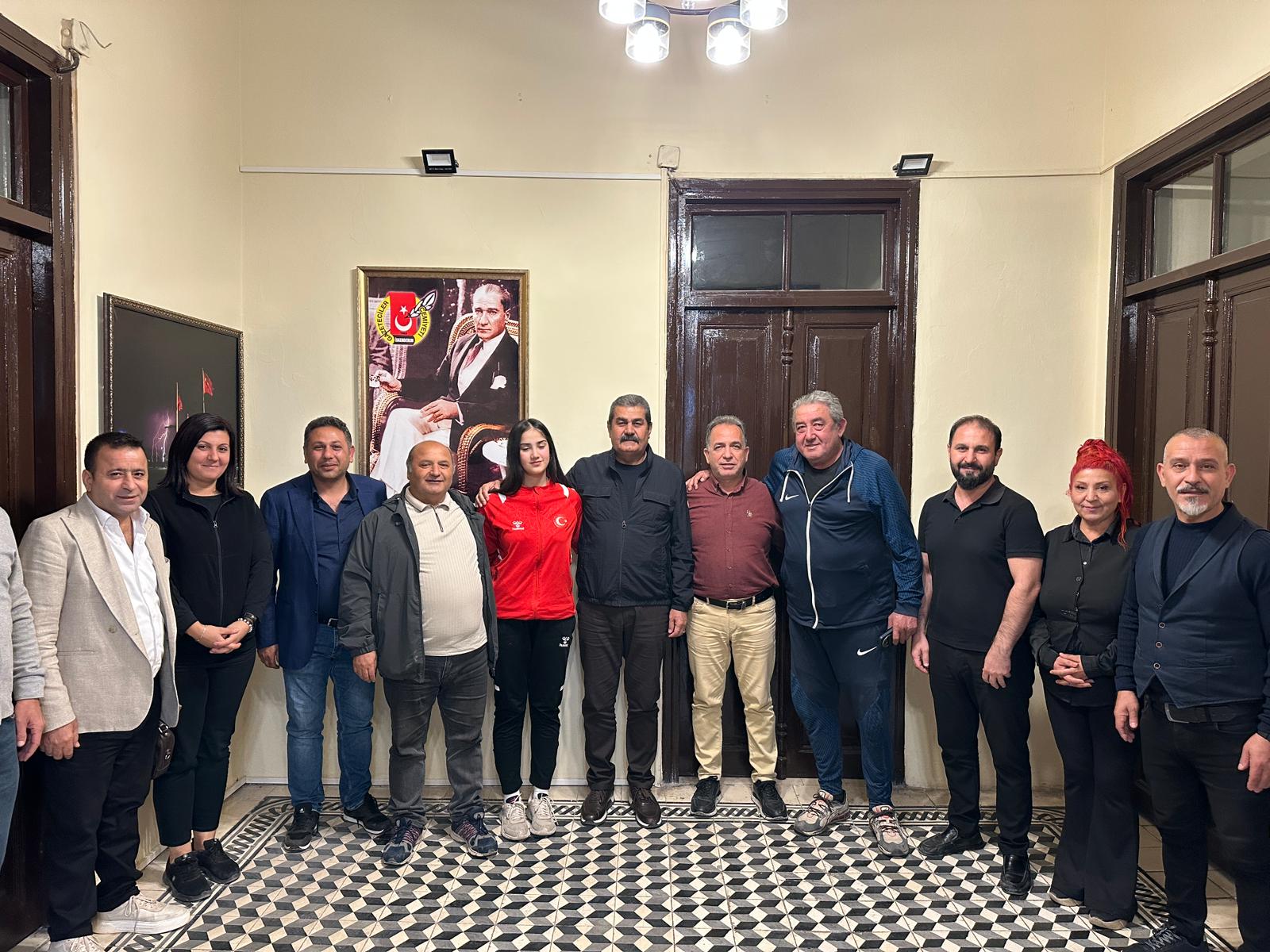 A75A9227 E435 4460 B79B 045Bfeac19Db