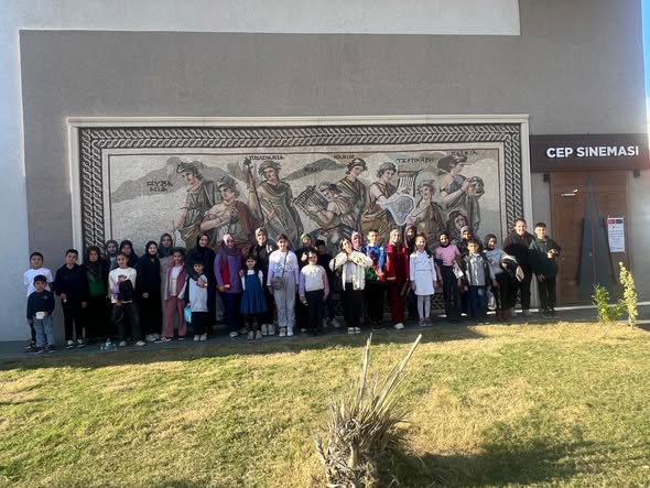 Cocuklar Sinemada (2)