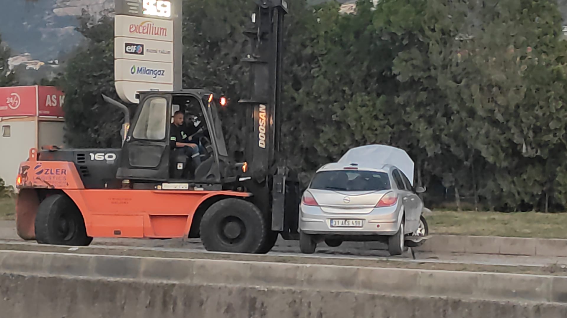 D 817 Karayolunda Kaza (1)