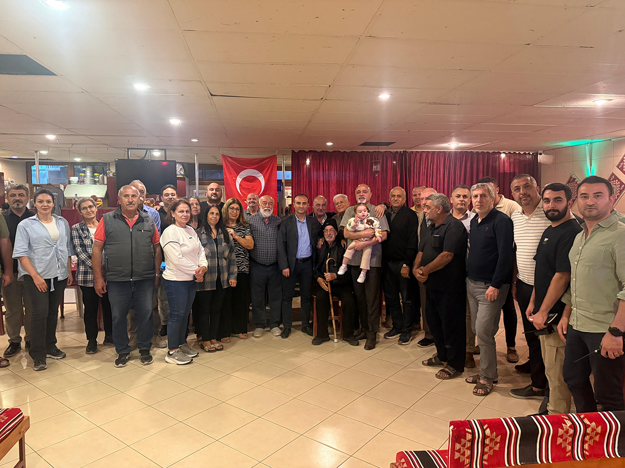 Gurselde Huzur Toplandisi (4)