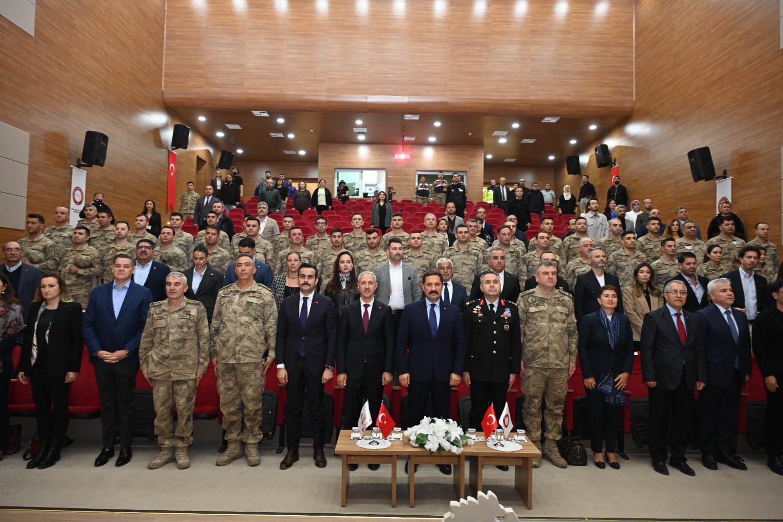 I M G 20251118 W A0042