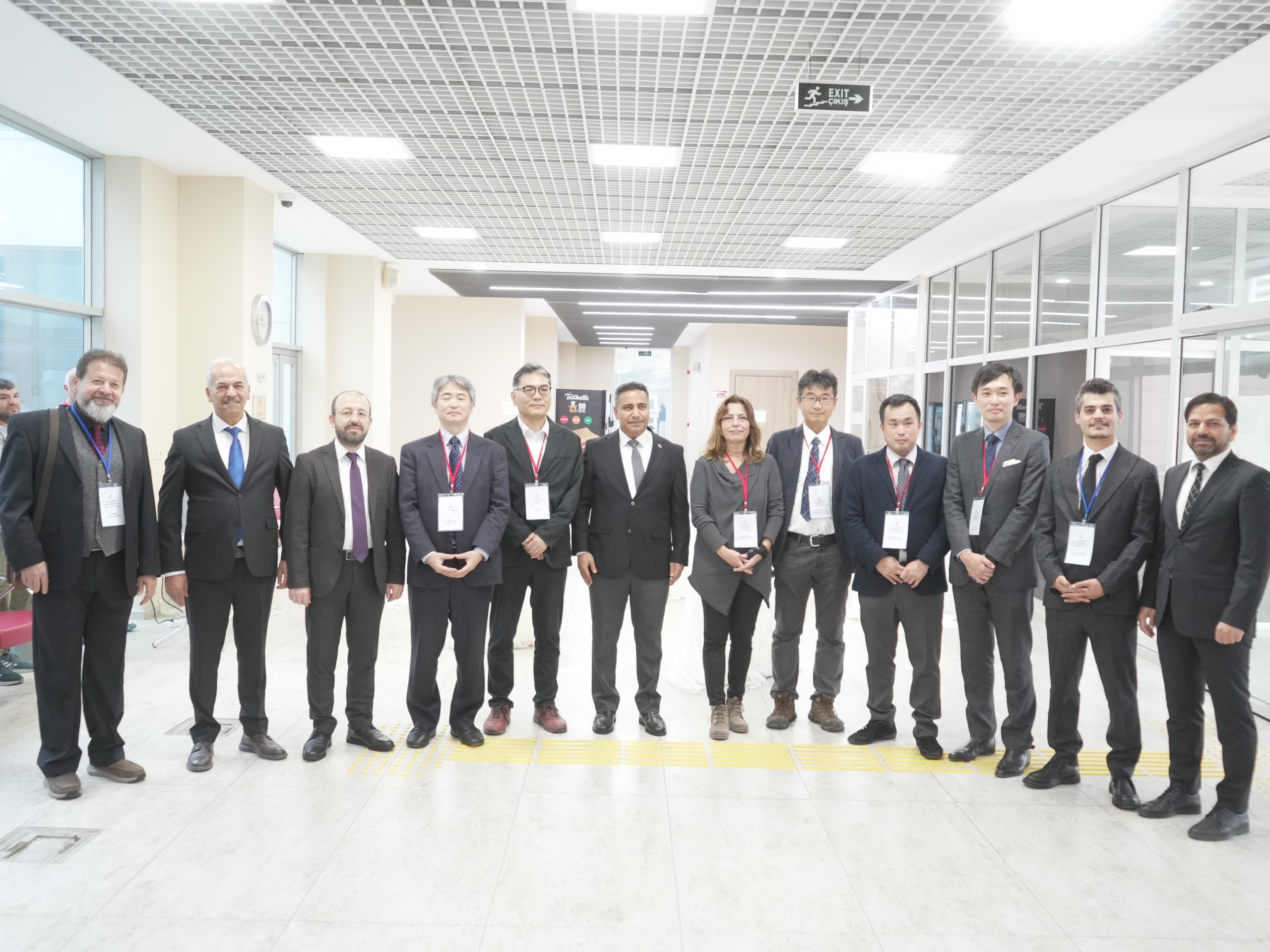 Iste Japon Bilim Insanları (13)