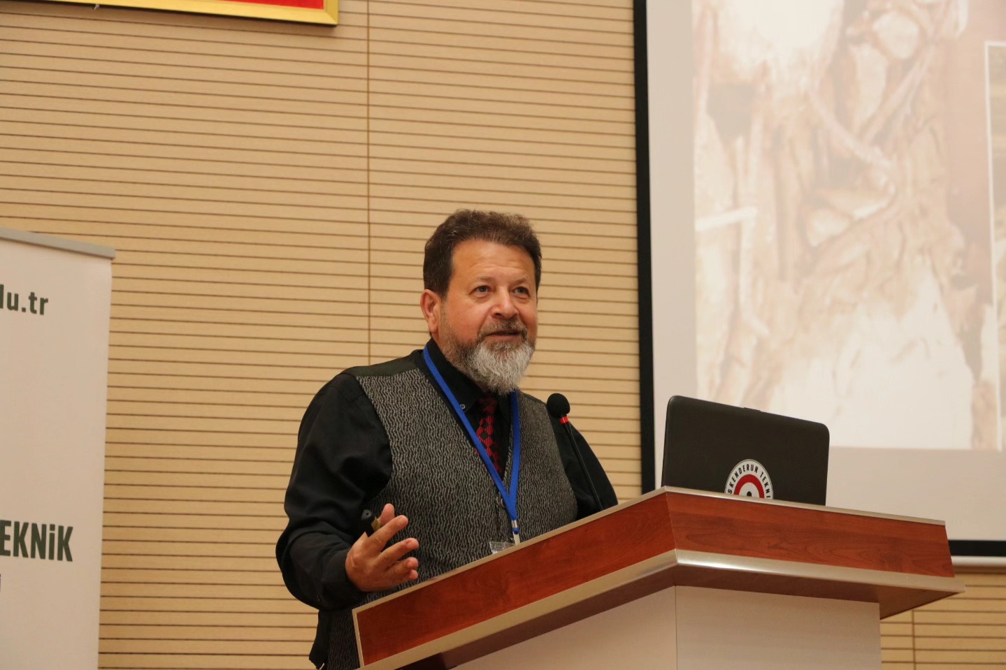 Istede Deprem Konusuldu (11)