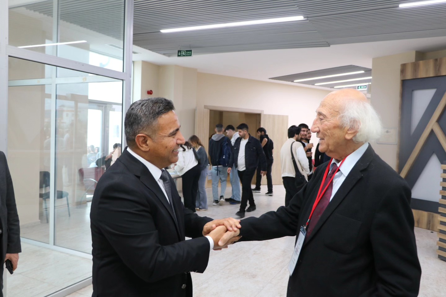 Istede Deprem Konusuldu (12)