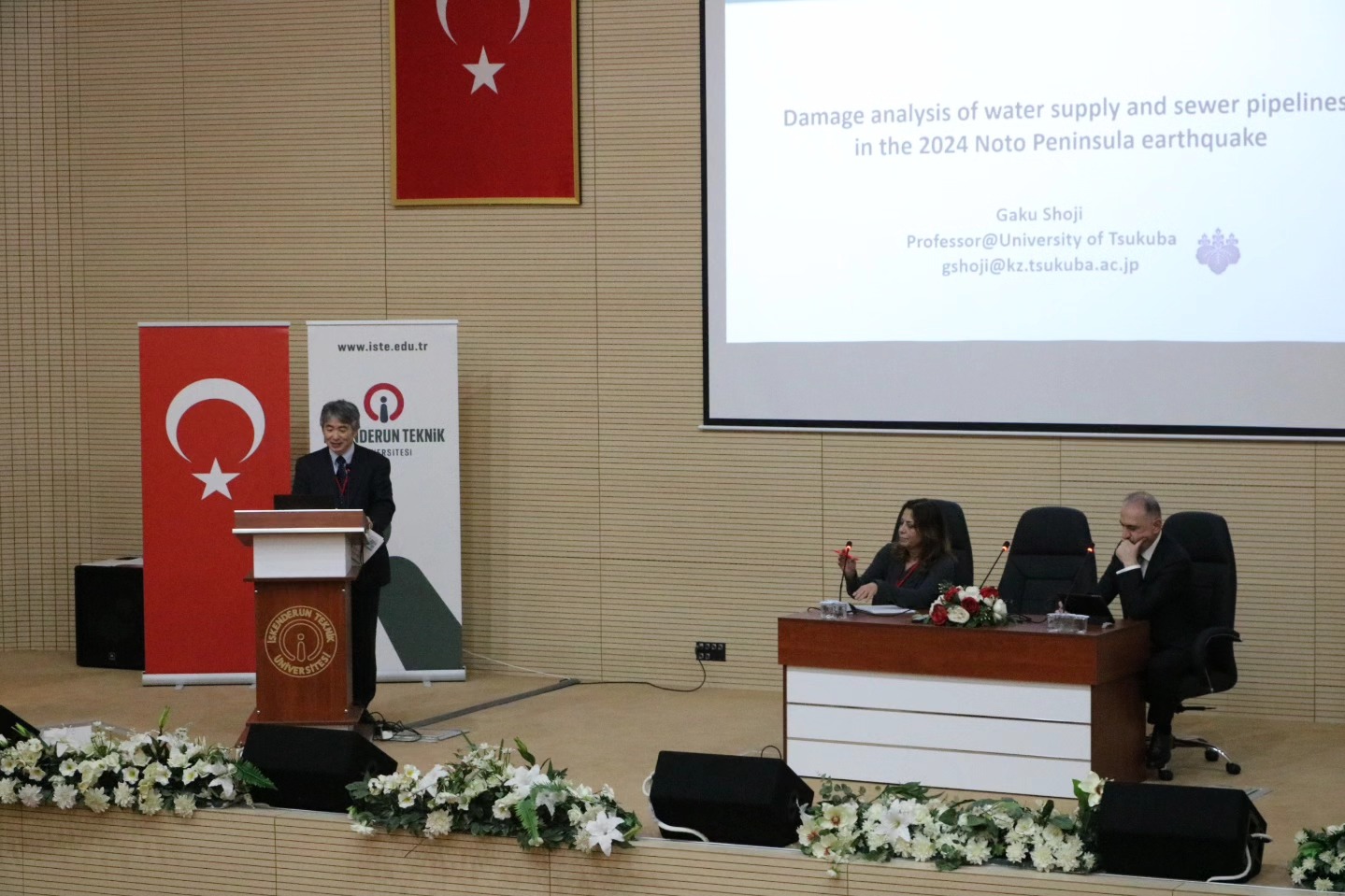 Istede Deprem Konusuldu (2)