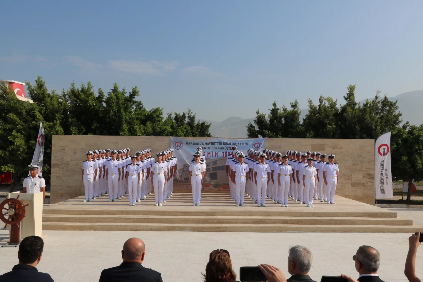 Isteli Denizciler Yemin Etti (3)