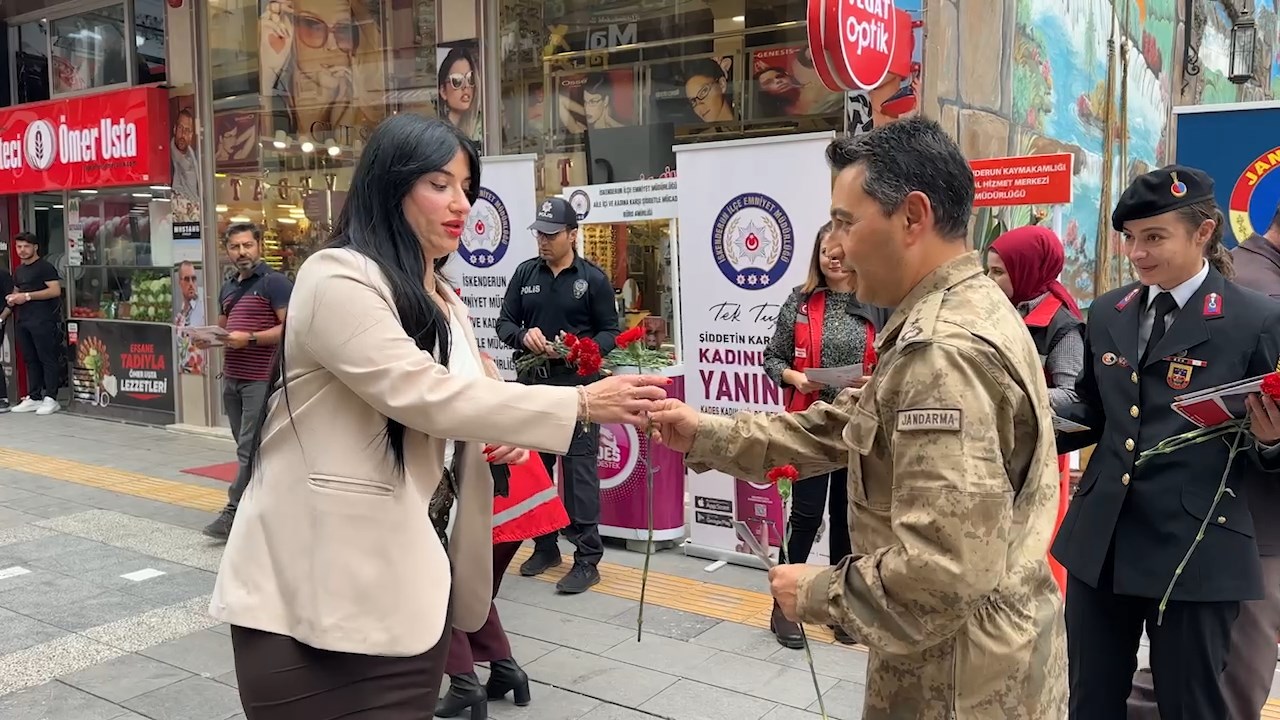 Kadın Hakları .Mp4 Snapshot 00.37.802