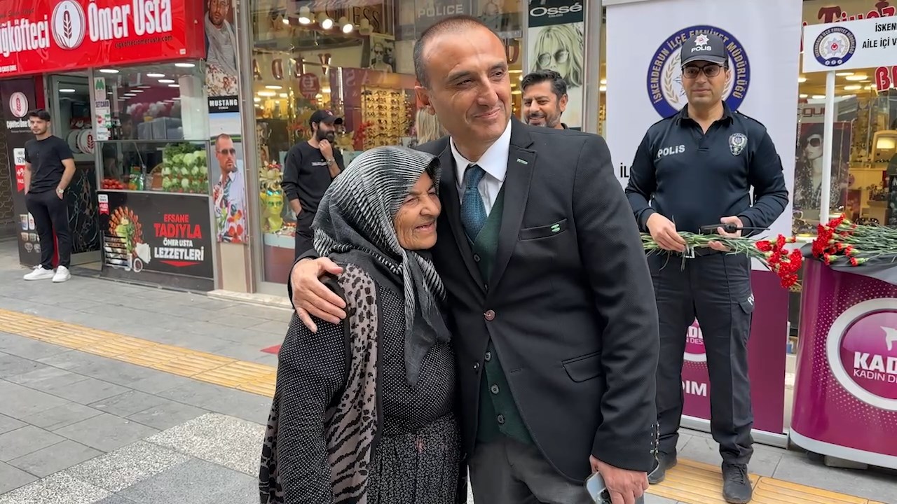 Kadın Hakları .Mp4 Snapshot 01.02.353