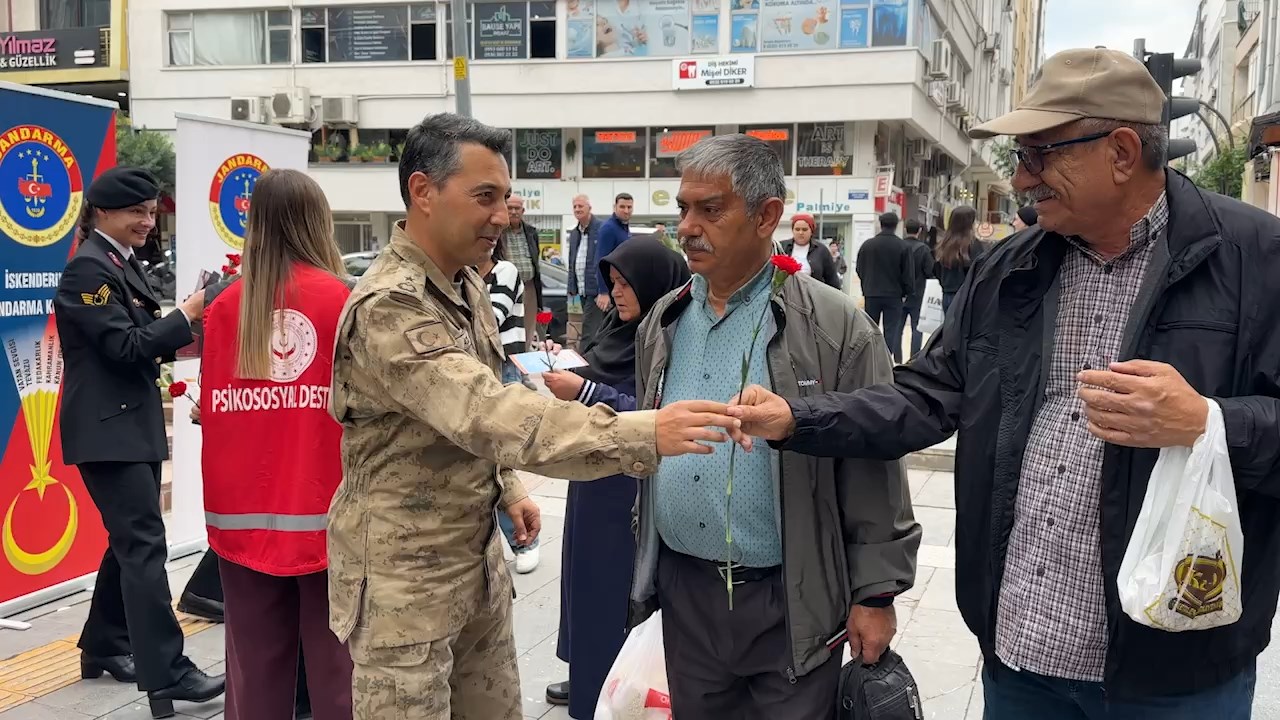 Kadın Hakları .Mp4 Snapshot 01.05.515