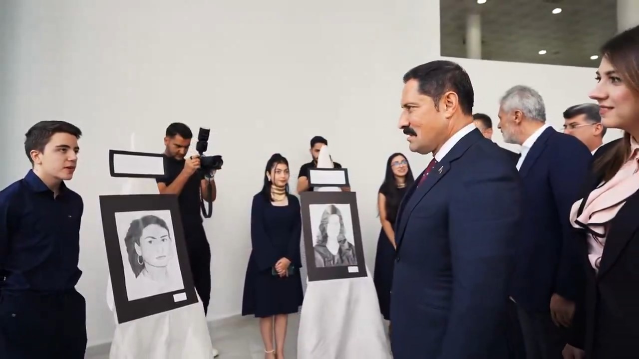 Ssstwitter.com 1764000115219.Mp4 Snapshot 00.08.809