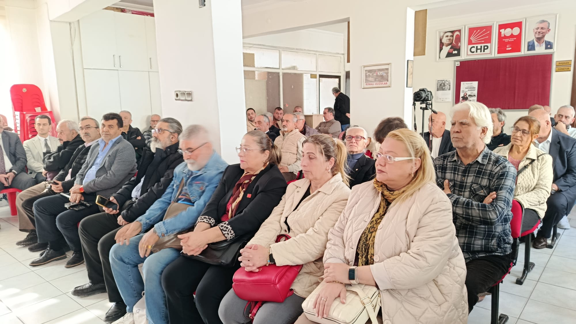 0Ffdf8F0 B953 48B7 B121 9B39650536B6