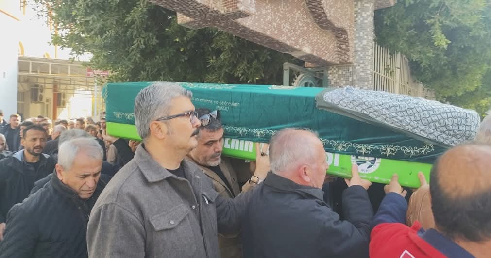 62833470 5930 4352 A401 C930F831Ef28