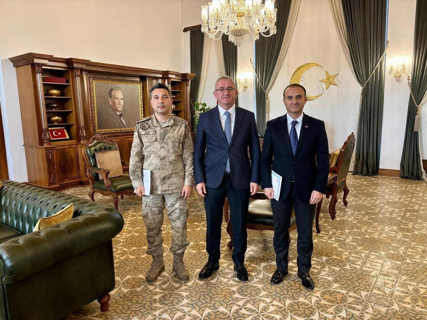 7E90E3D8 1670 4F65 A85D 9924F8957Cbe