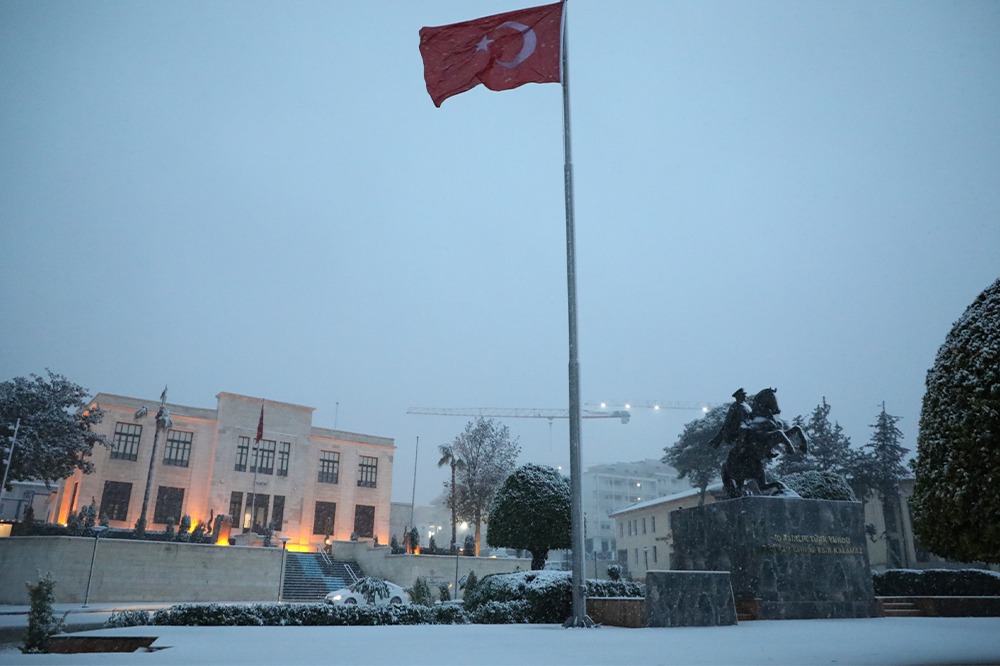 8A742A08 1812 40D8 9009 A6Fcddce241C