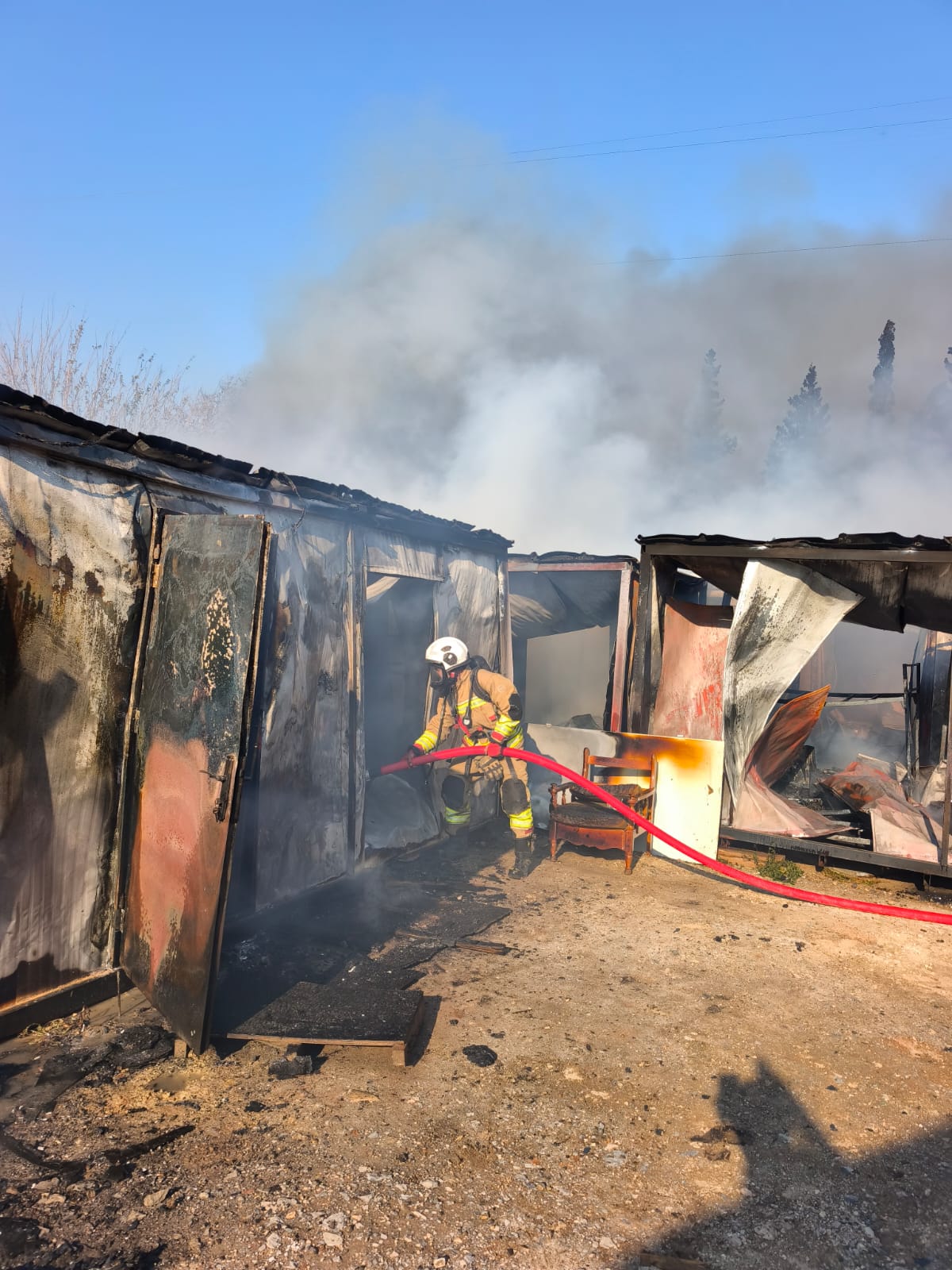 Bd329692 Cd27 4E5E A13F Dca2256294E9