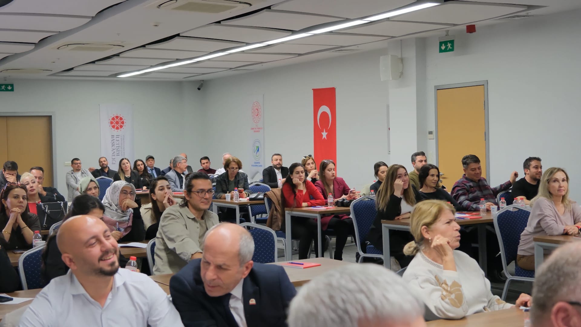 Iletisim Baskanliginden Egitim (3)