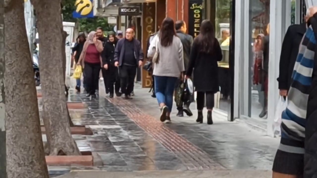 Isk Hava.mp4 Snapshot 01.33.559