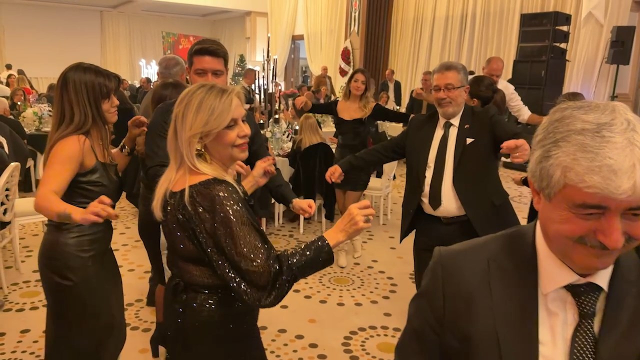 Sedat Org .Mp4 Snapshot 06.43.623