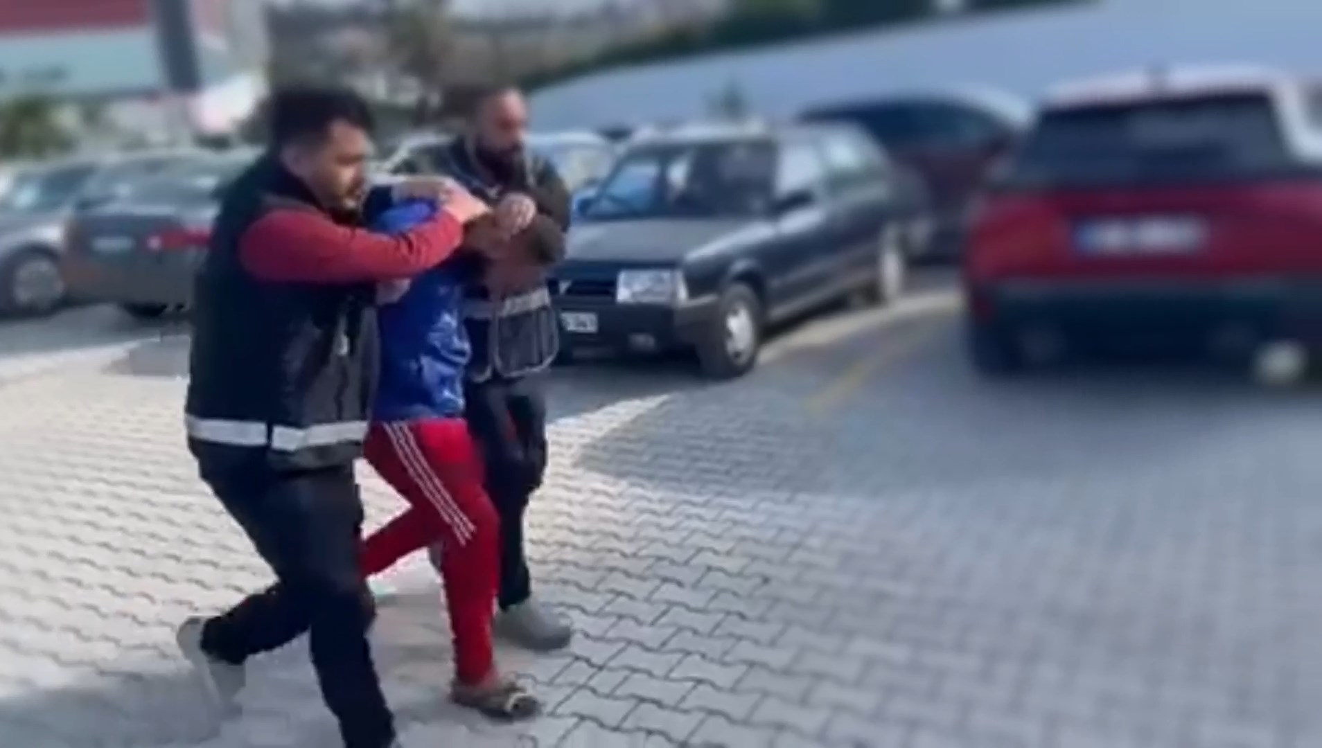 Whatsapp Video 2025 12 23 At 17.53.26.Mp4 Snapshot 01.18.429