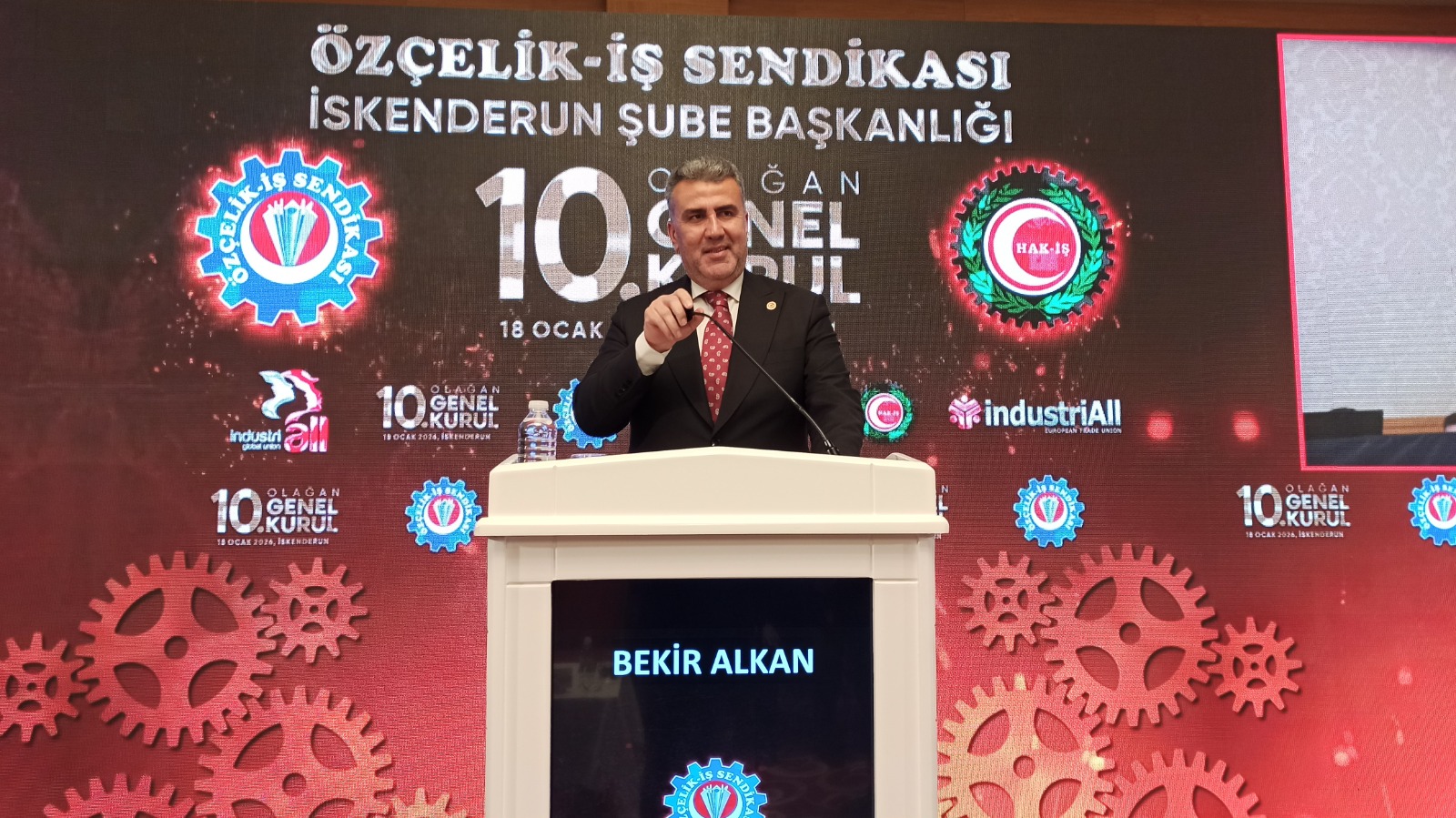 0E8Dbe56 747E 4F7C 830F 442C292E4B3C