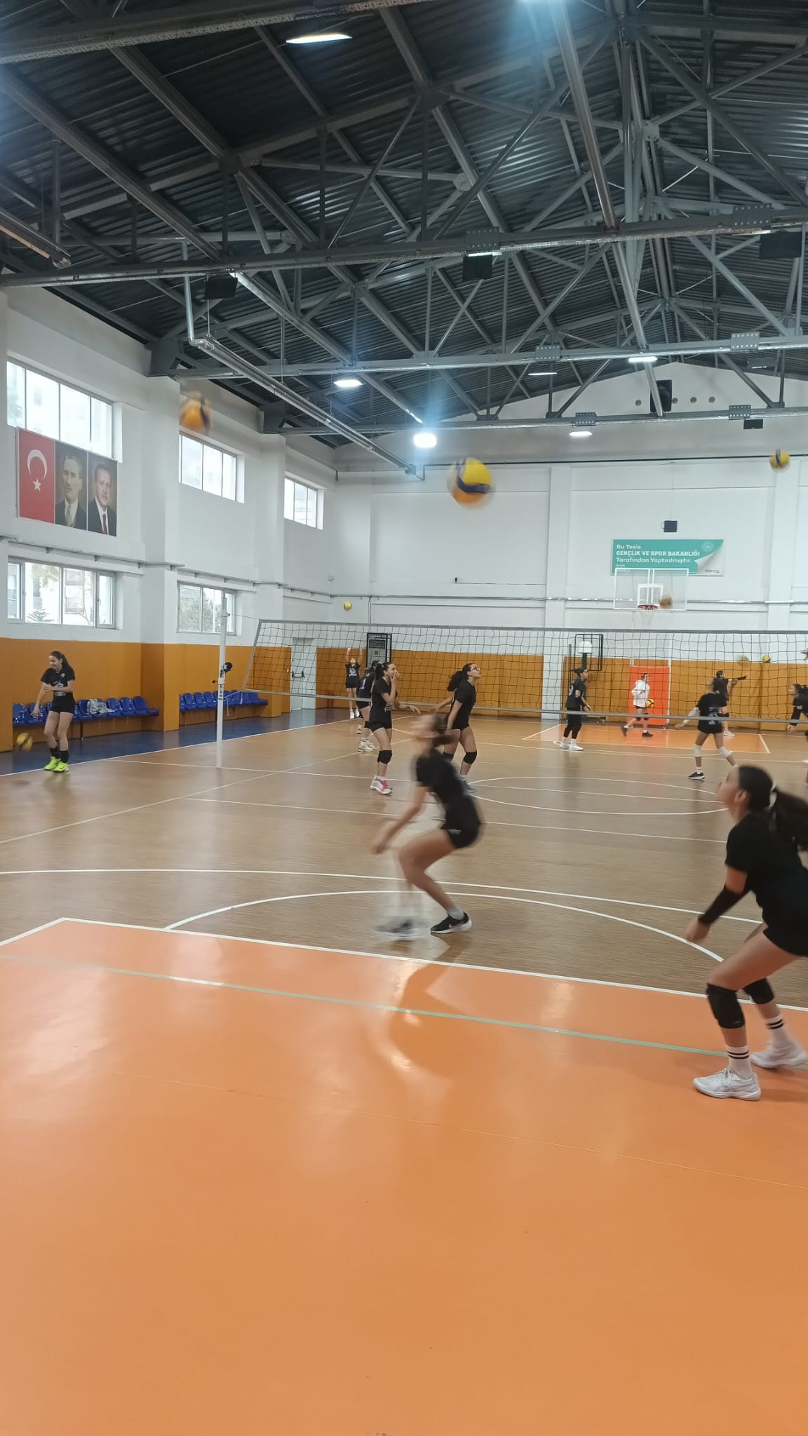 3F7F10C9 010C 4945 A9Bb 6Bd070Cb1E93