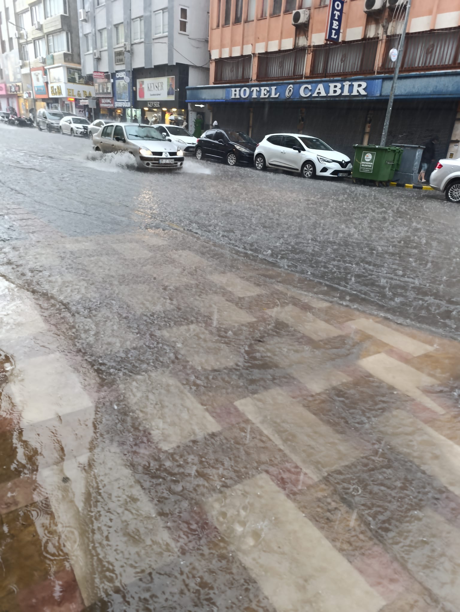 6Ac3Ecb2 038B 4Dc3 Abc0 8Ebaf0998105