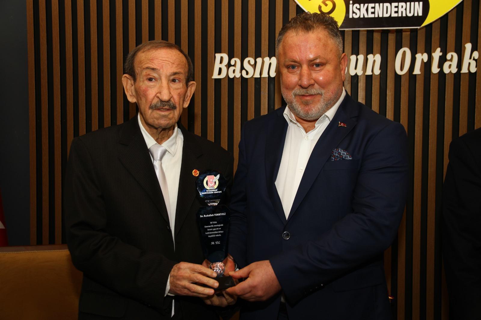 6F257C5E Ef75 4823 8468 Aaead2Df5923