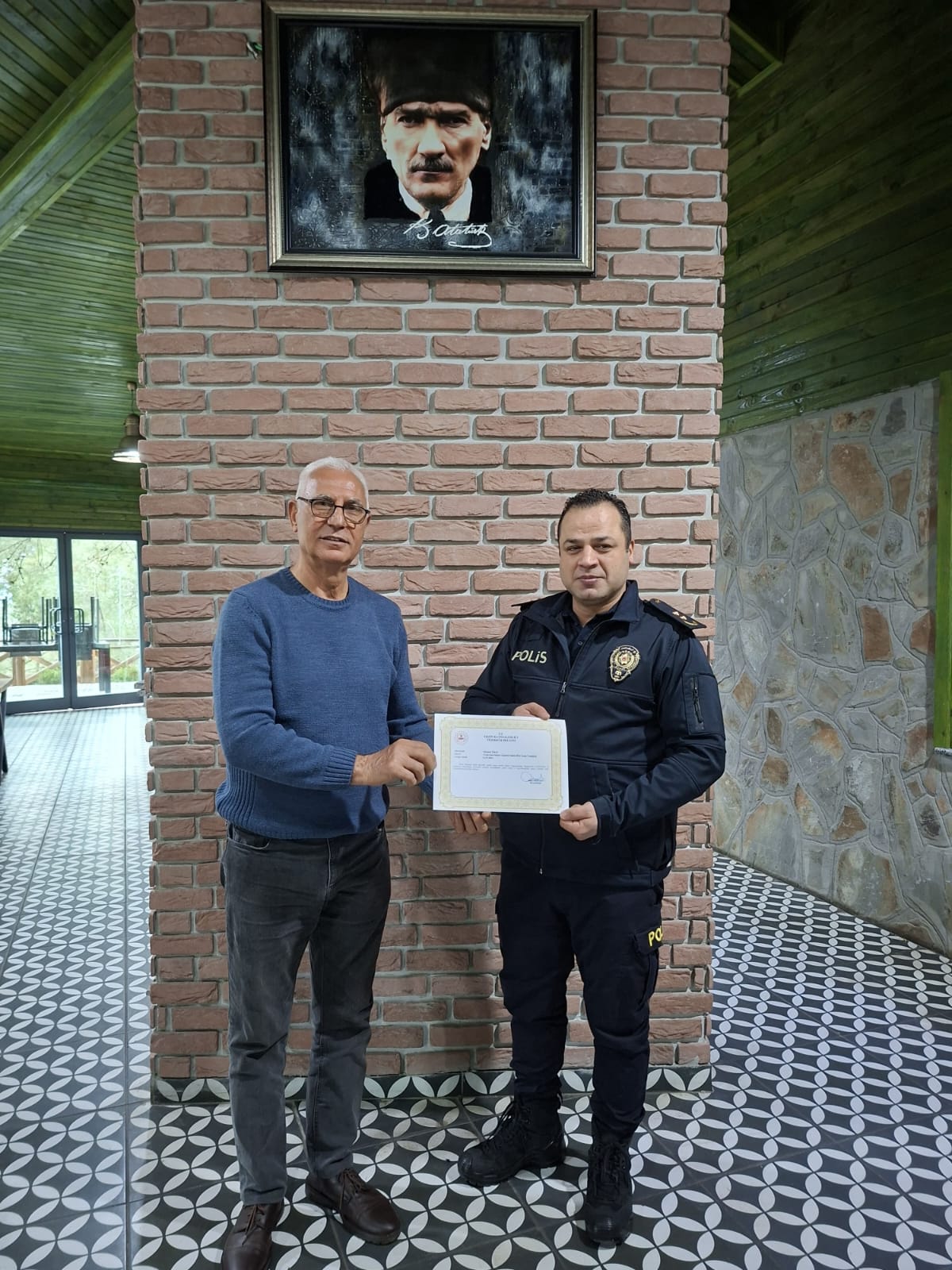 9D6Ce22B 5Be8 4Baa Acd4 6D19Dead49C9