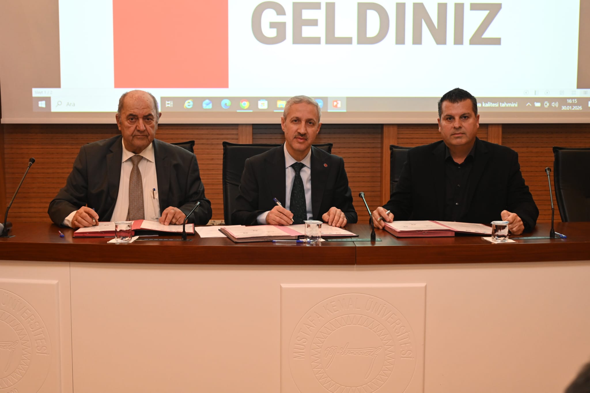 Bb9Ebb4D 0E43 449B Be31 D0E3369Fe97B