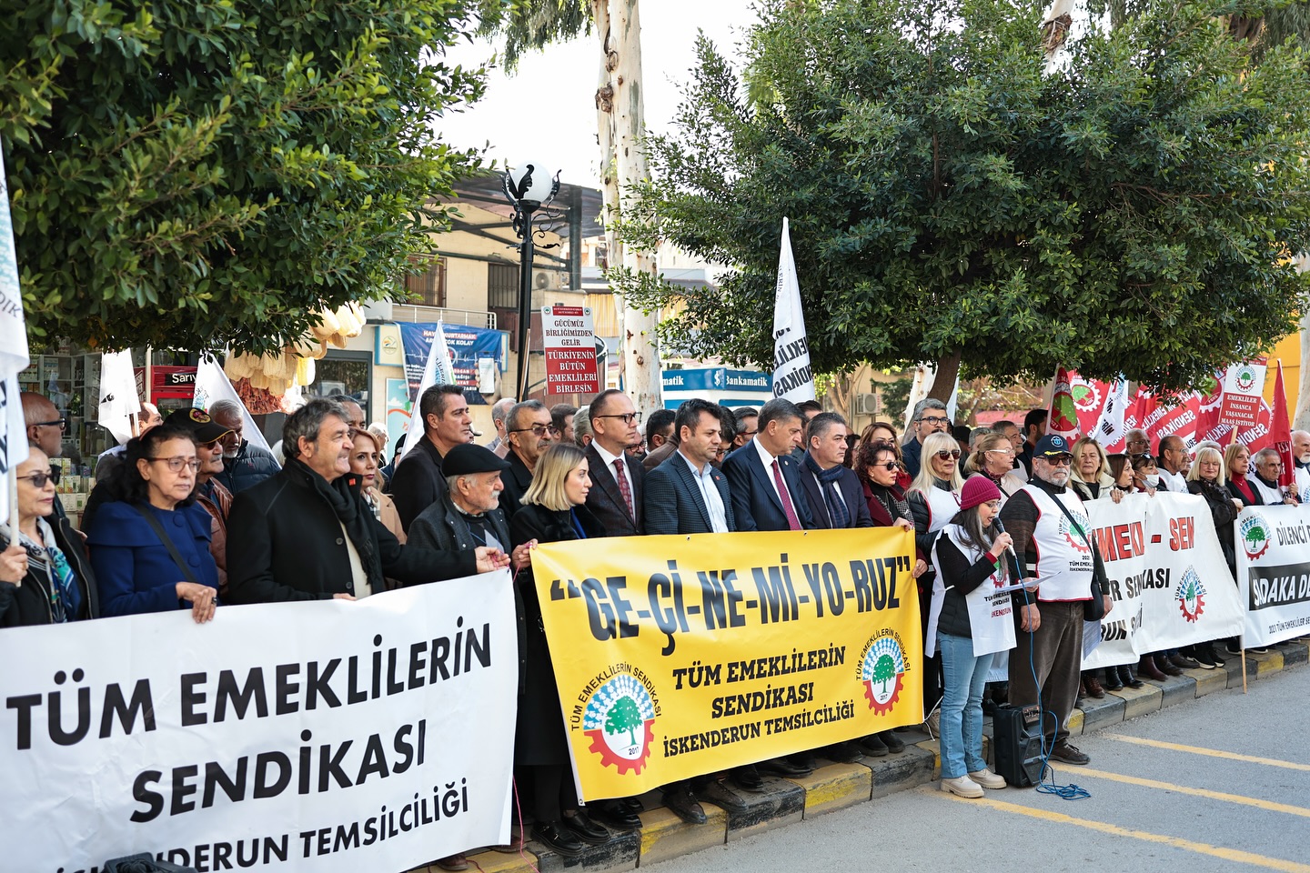 Emekliler Eylemde (6)-1