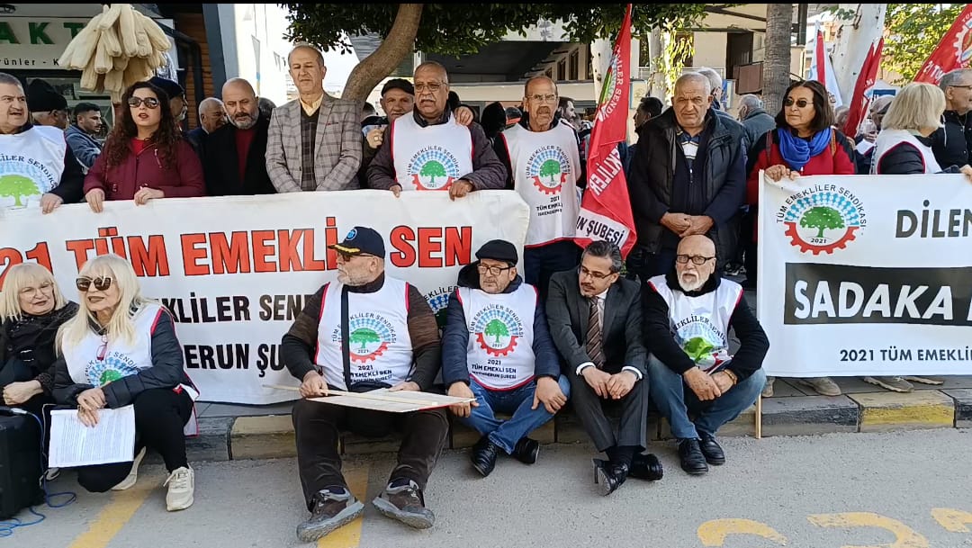 Emekliler Eylemde (8)-1