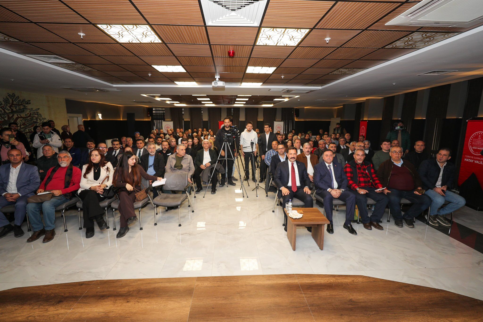 G E Wfd S X M A Ekl4W