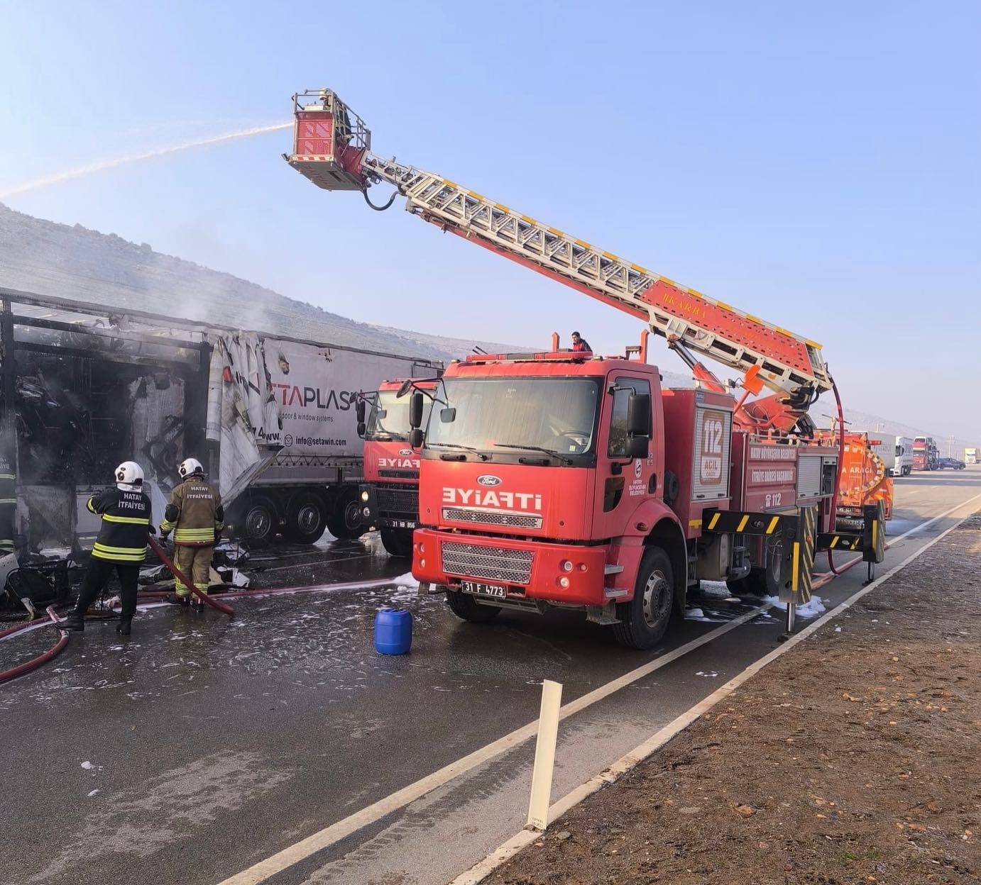 Park Halindeki Tir Yandi (3)