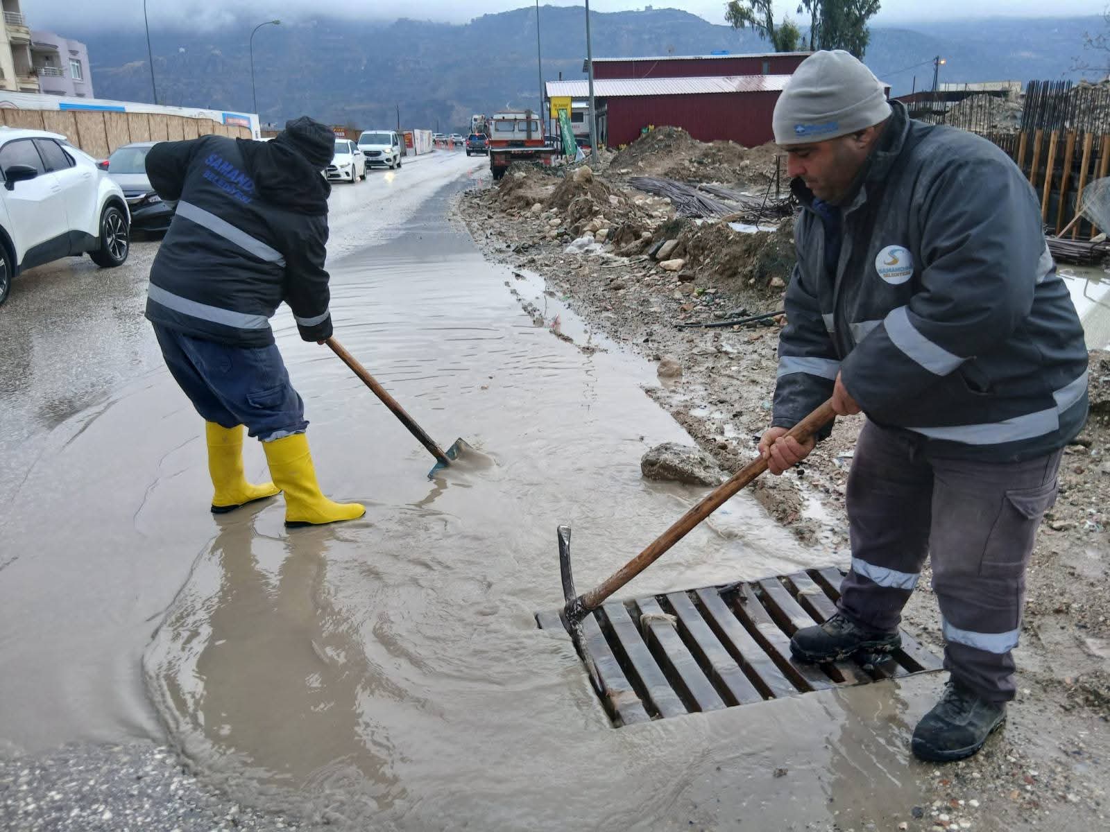 Samandagde Ekipler Sahada (1)