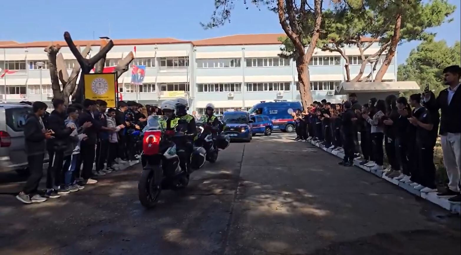 4A4F1259 717D 40A7 8Db4 82B761430270