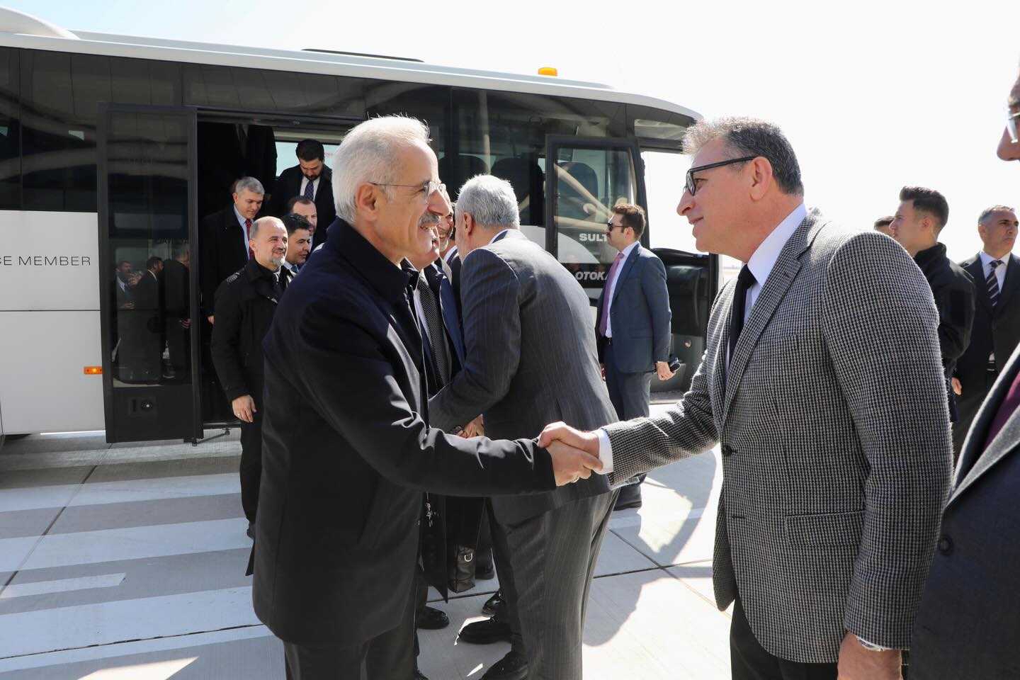 632806830 18455543011099373 7772126523486838060 N