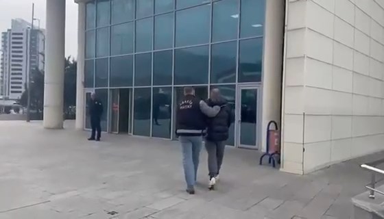 Adam Oldurmeden Araniyordu (2)