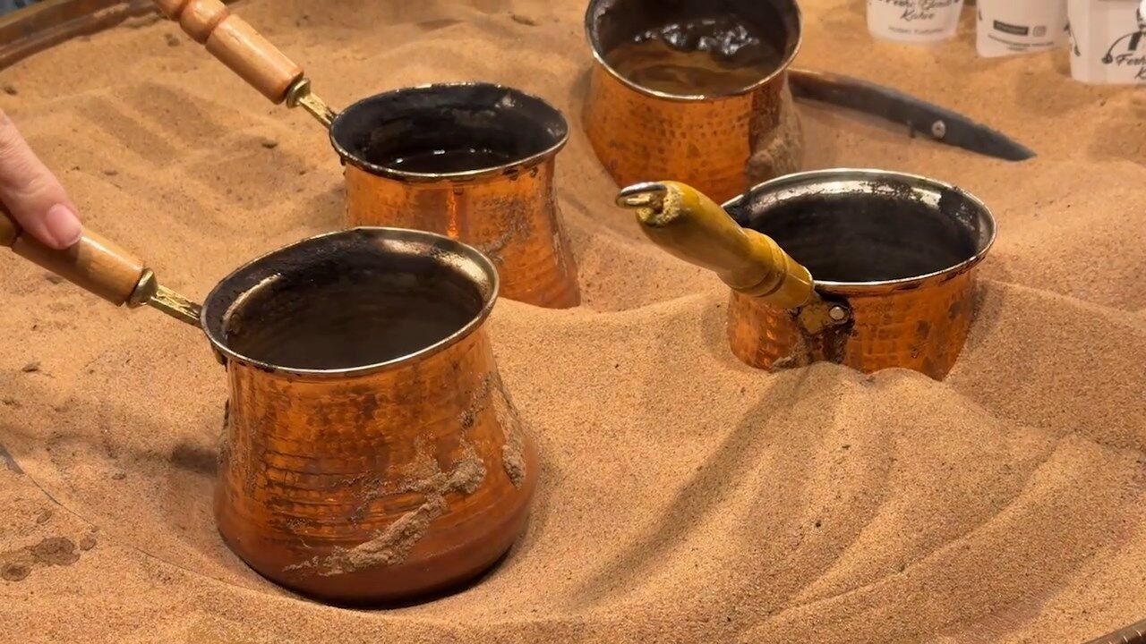 Anıt Etkinlik .Mp4 Snapshot 00.54.268