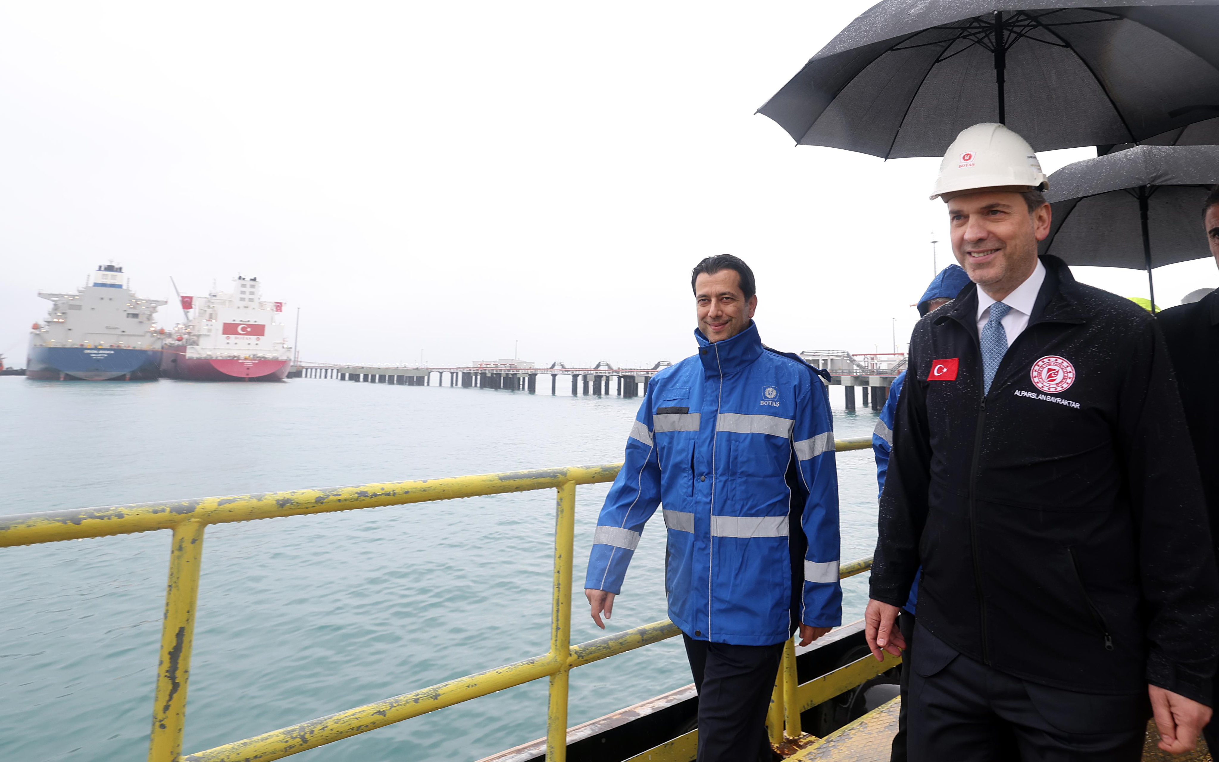 Bakan Bayraktar Botas (3)