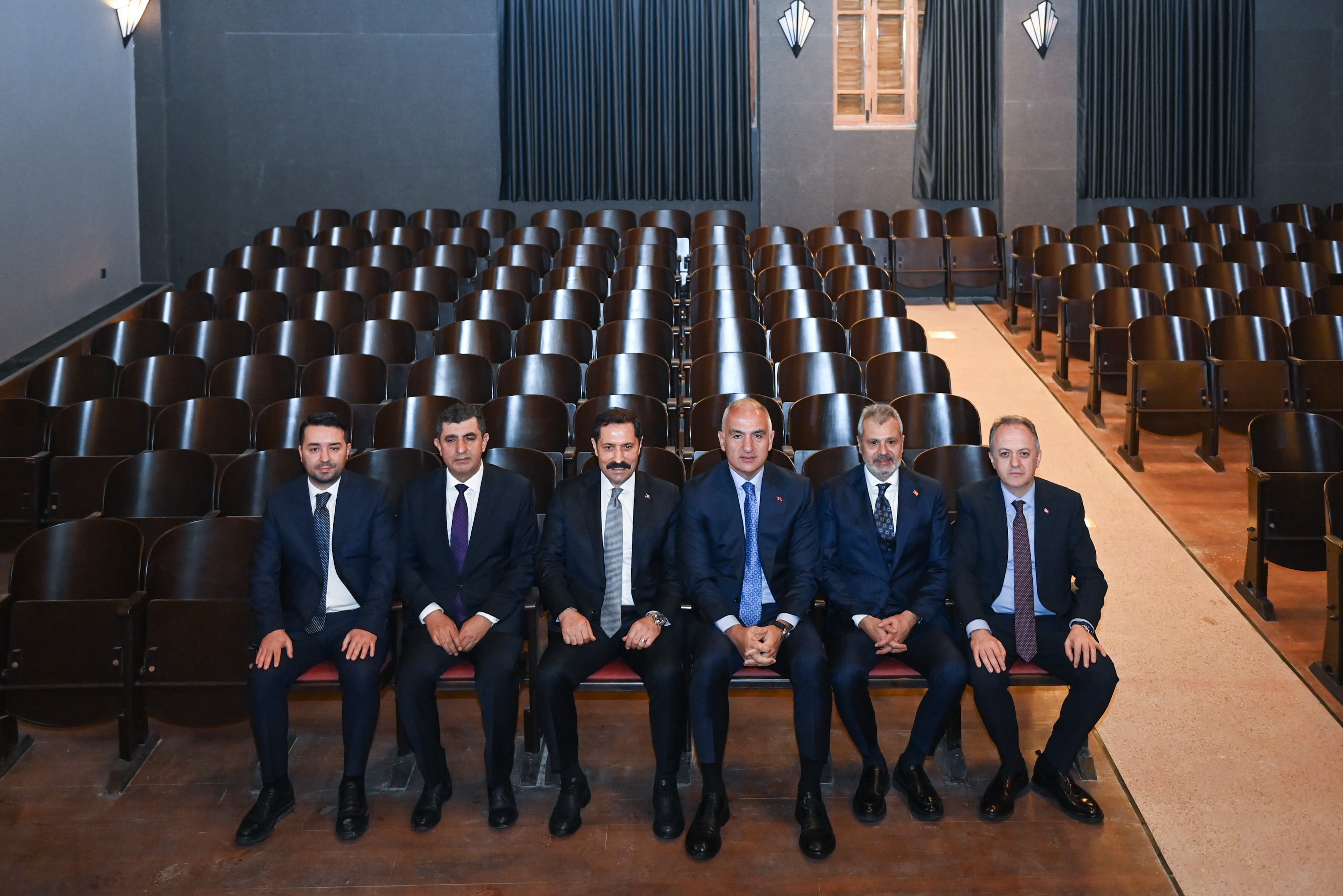 Bakan Ersoy Hatayda (1)